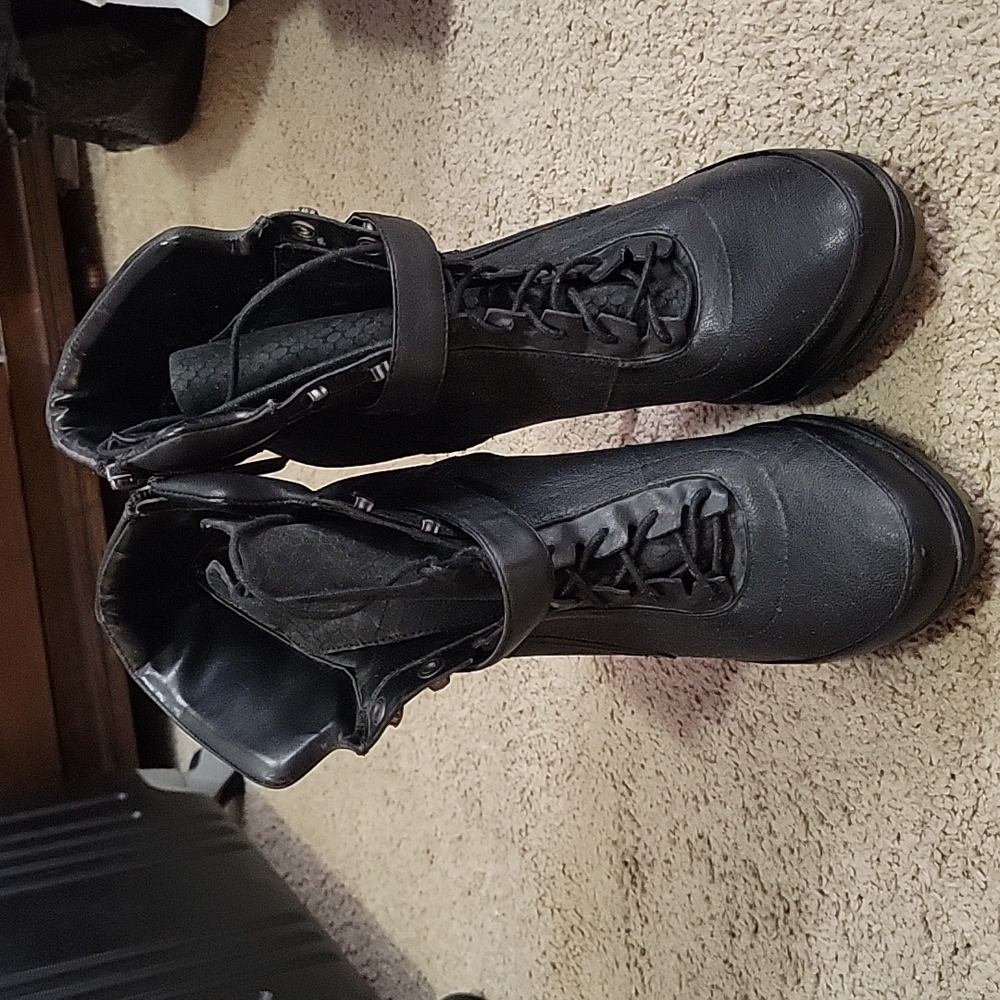BCBG Boots